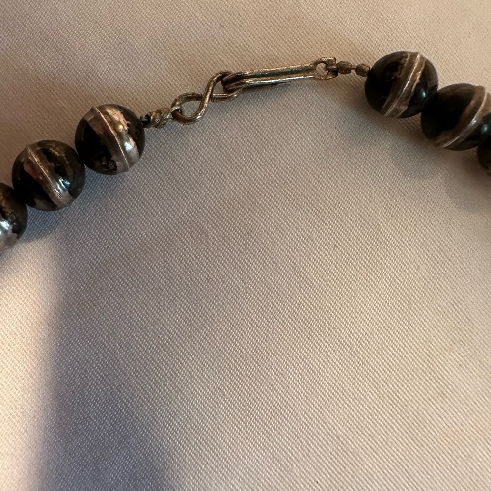 Tigers‎ Eye Necklace - Picture 4 of 5